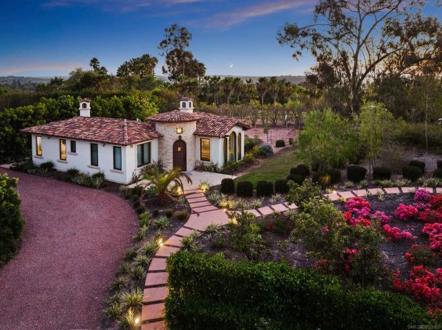 7031 Las Colinas, Rancho Santa Fe, CA 92067