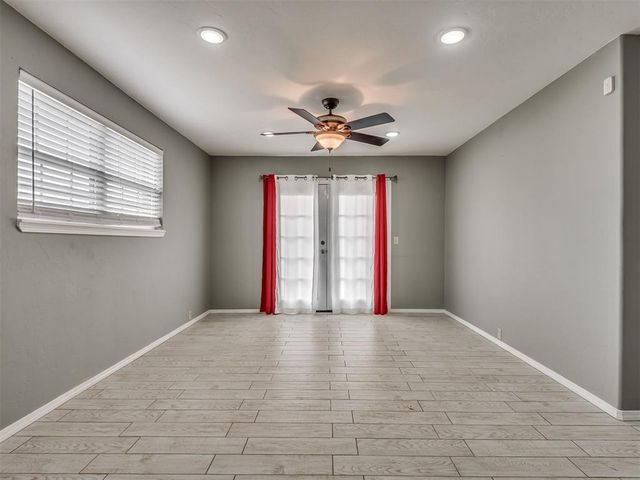 5404 S Broadway Avenue, Oklahoma City, OK 73109