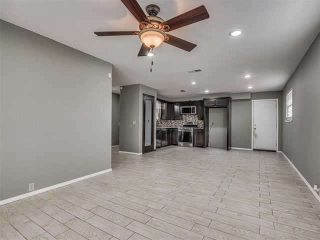 5404 S Broadway Avenue, Oklahoma City, OK 73109