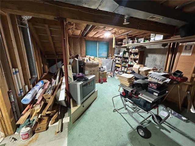 630 Whaley Hollow Road, Coventry, RI 02816