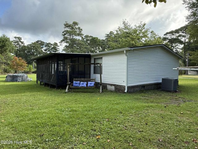 2447 Pinewood Drive SW, Supply, NC 28462