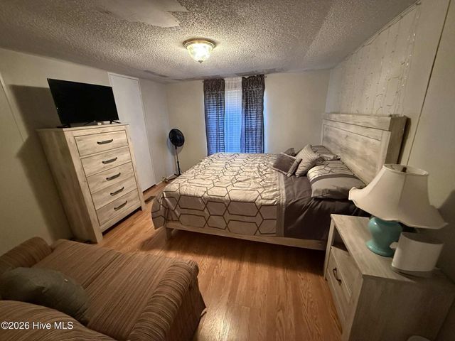 2447 Pinewood Drive SW, Supply, NC 28462