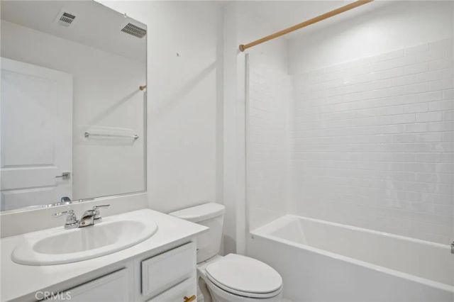 35643 Domaine, Winchester, CA 92596