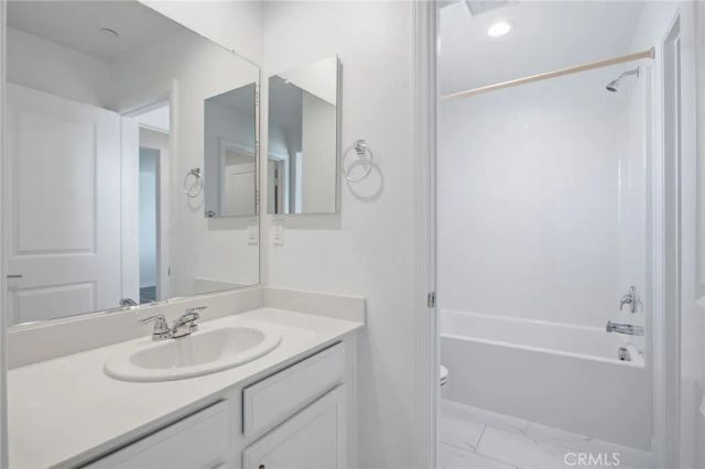 35643 Domaine, Winchester, CA 92596