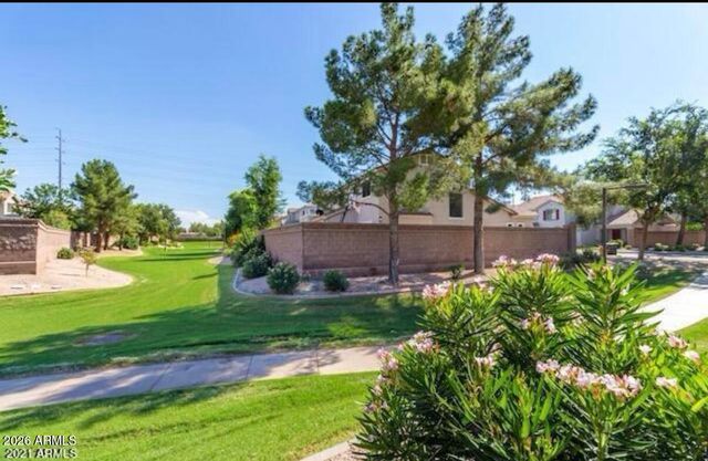 1050 E REDWOOD Drive, Chandler, AZ 85286