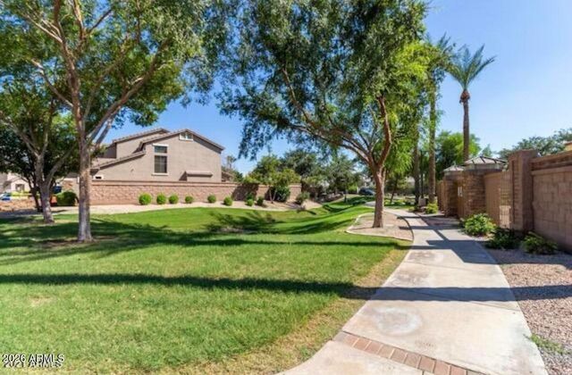 1050 E REDWOOD Drive, Chandler, AZ 85286