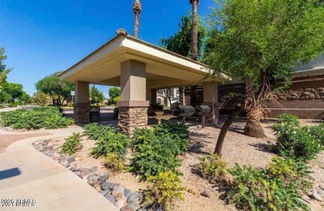 1050 E REDWOOD Drive, Chandler, AZ 85286