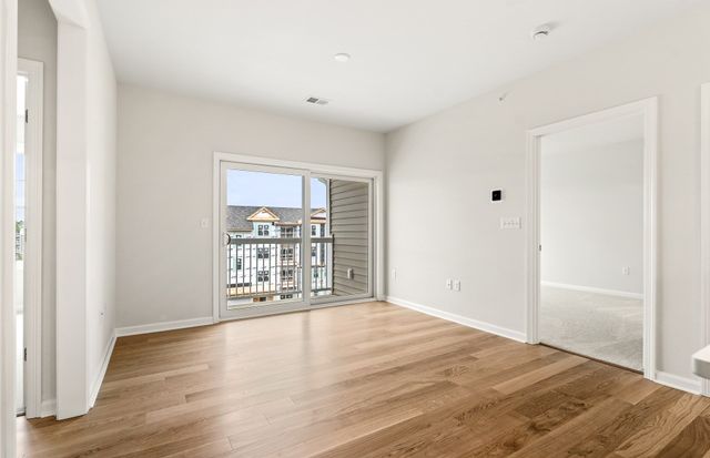 5 Peters Farm Way 7405, Westborough, MA 01581