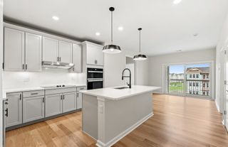 5 Peters Farm Way 7405, Westborough, MA 01581
