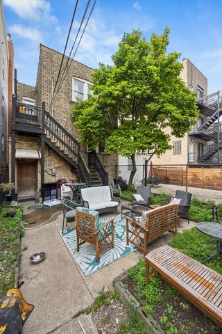 1946 W Armitage Avenue, Chicago, IL 60647