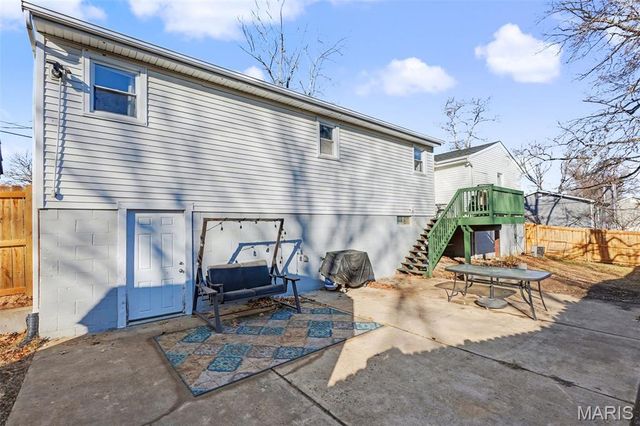 2200 Dillon Road, High Ridge, MO 63049