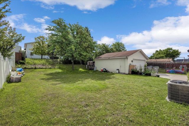 9360 N 85th STREET, Milwaukee, WI 53224