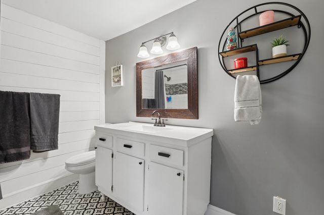 2295 Eagle Tunnel Road, Glencoe, KY 41046