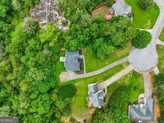 7002 Estates Court, Loganville, GA 30052