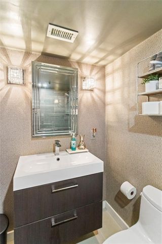 111 Lake Emerald Drive 106, Oakland Park, FL 33309