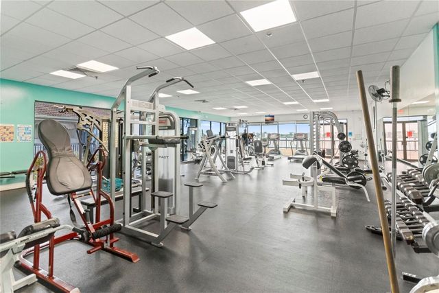 111 Lake Emerald Drive 106, Oakland Park, FL 33309