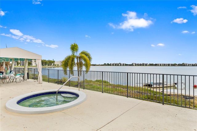 111 Lake Emerald Drive 106, Oakland Park, FL 33309