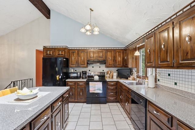 63 Faulkner Ave, Wilmington, MA 01887
