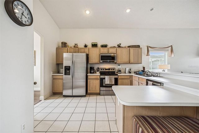 563 BAILEY CIRCLE, Davenport, FL 33897