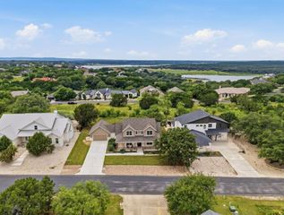 414 Wesley Ridge DR, Spicewood, TX 78669