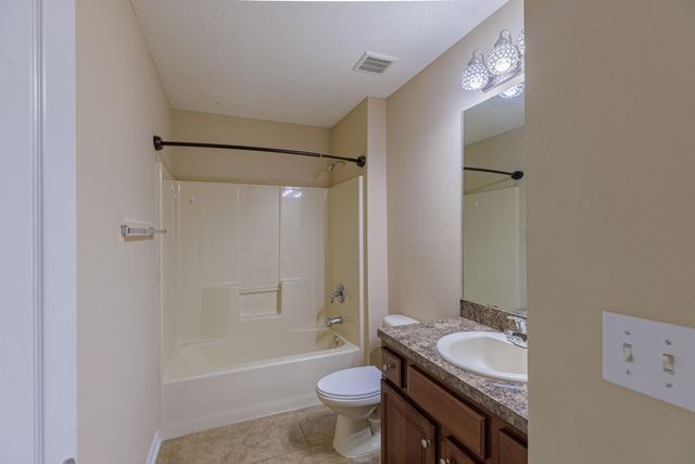 9640 Misty Meadow Lane, Navarre, FL 32566