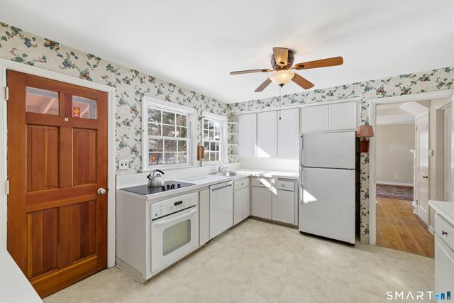 15 Townline Road, Hamden, CT 06517