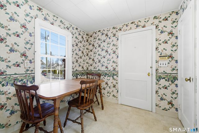 15 Townline Road, Hamden, CT 06517