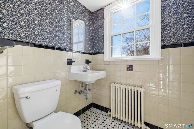 15 Townline Road, Hamden, CT 06517