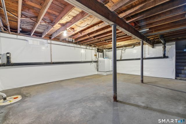 15 Townline Road, Hamden, CT 06517