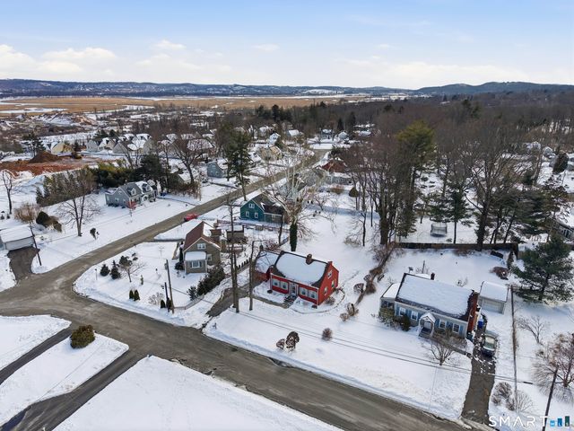 15 Townline Road, Hamden, CT 06517