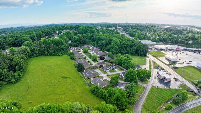 1842 Cottage Drive 17, Greeneville, TN 37745