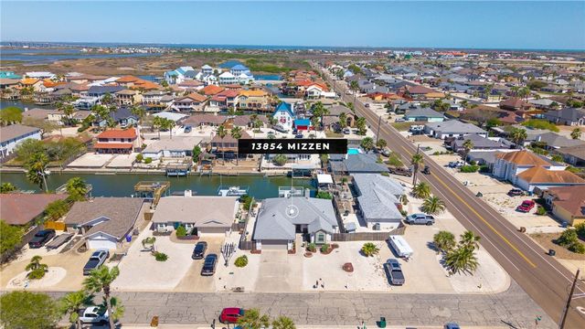 13854 Mizzen St, Corpus Christi, TX 78418