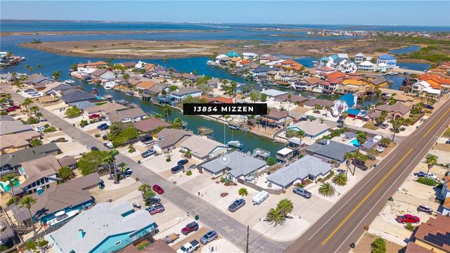 13854 Mizzen St, Corpus Christi, TX 78418
