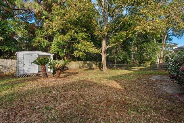 924 Emily Circle, Fort Walton Beach, FL 32547