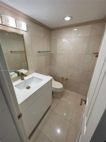 5025 Collins Ave 601, Miami Beach, FL 33140