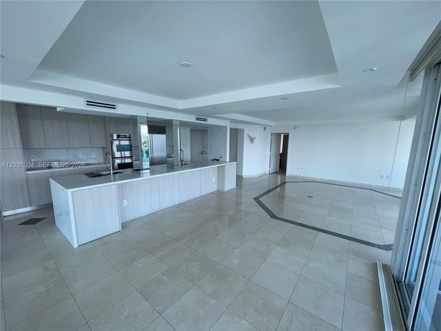5025 Collins Ave 601, Miami Beach, FL 33140