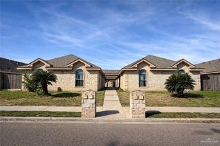 1102 S Palm Drive, Pharr, TX 78577