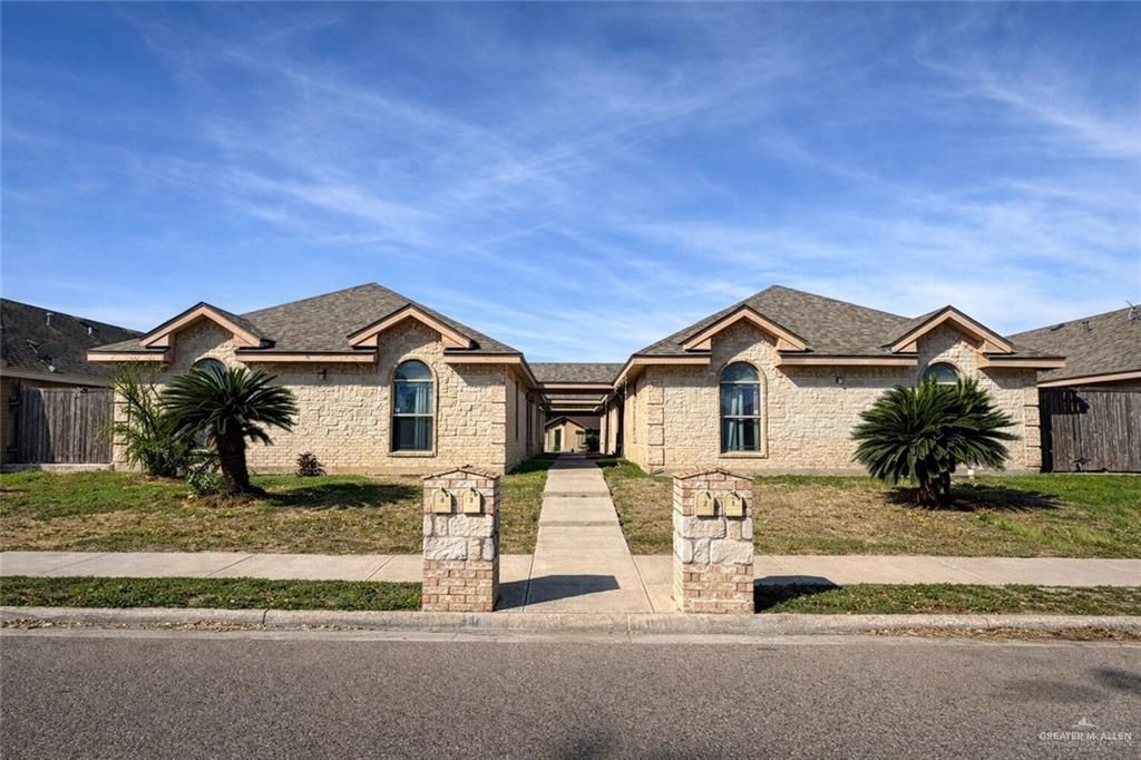 1102 S Palm Drive, Pharr, TX 78577