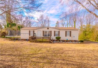 205 Ashwood Lane, Easley, SC 29640