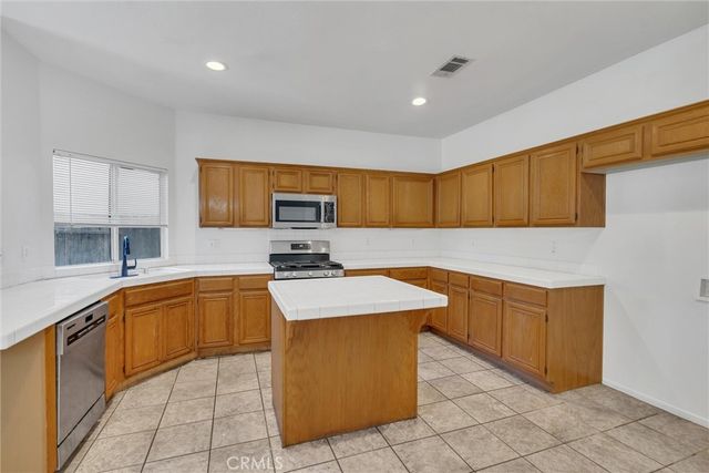 3901 Vicksburg Court, Hemet, CA 92545