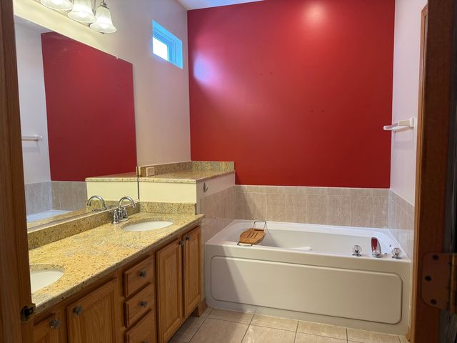 1471 W Grand Haven Road, Romeoville, IL 60446