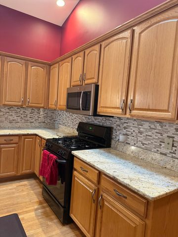 1471 W Grand Haven Road, Romeoville, IL 60446