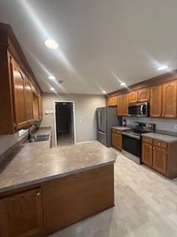 3525 Drayton Drive, Dalzell, SC 29040