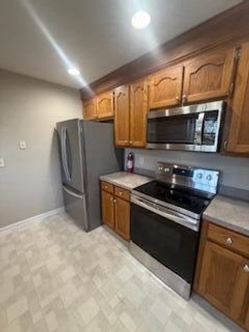 3525 Drayton Drive, Dalzell, SC 29040