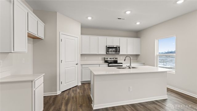 2215 Hackberry Street, Springfield, OH 45505