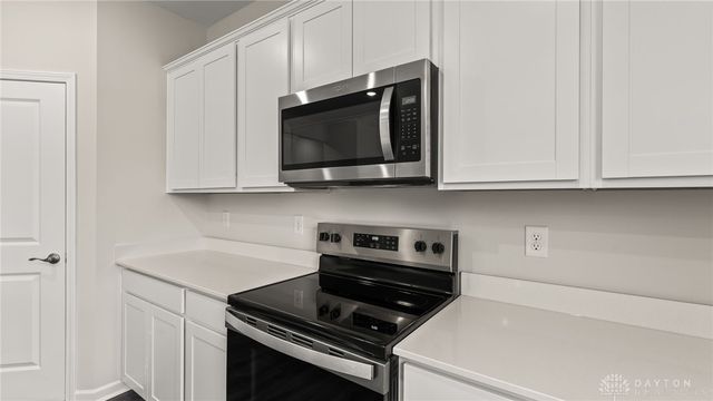 2215 Hackberry Street, Springfield, OH 45505