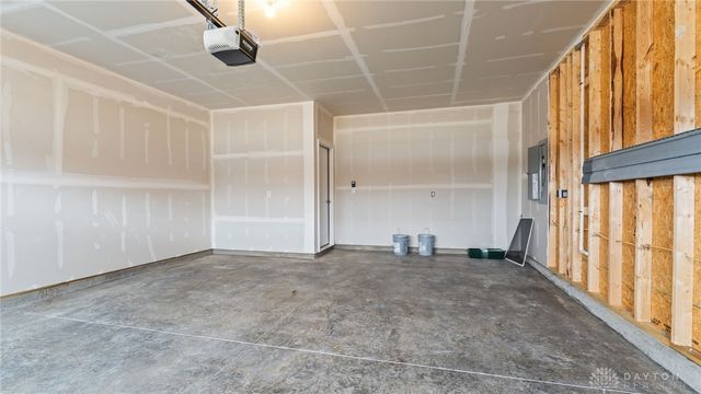 2215 Hackberry Street, Springfield, OH 45505