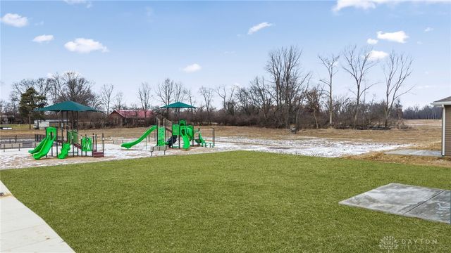 2215 Hackberry Street, Springfield, OH 45505