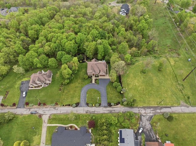 24 S Cowan ROAD, Collier Twp, PA 15106