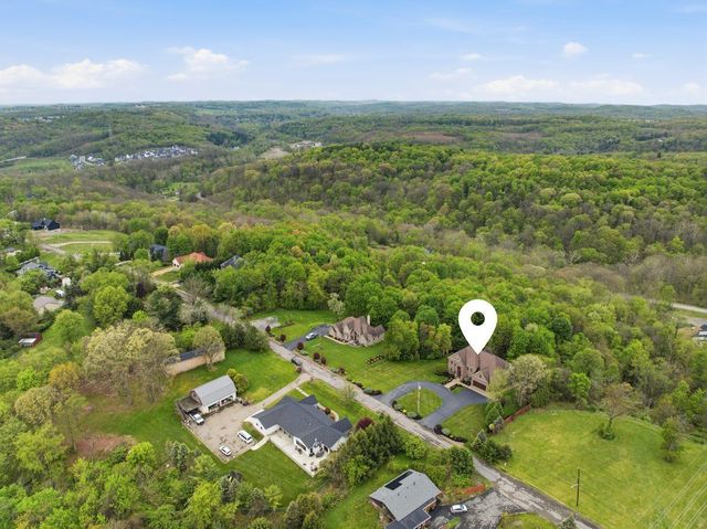 24 S Cowan ROAD, Collier Twp, PA 15106